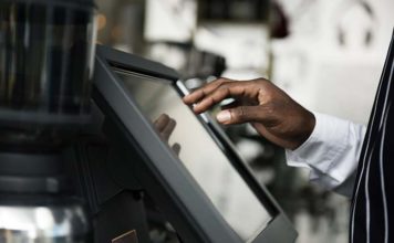 Wyświetlacz LCD – gdzie wykorzystuje się jego potencjał? Wyświetlacz LCD - gdzie wykorzystuje się jego potencjał?