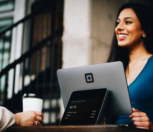 Dlaczego kasa fiskalna online to przyszłość handlu i usług